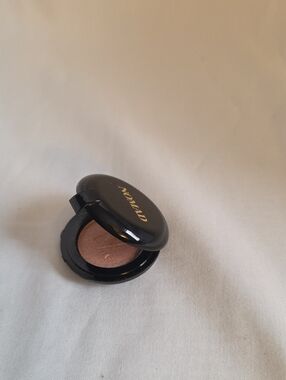 Nomad Single Eyeshadow - Champagne Rose Shimmer